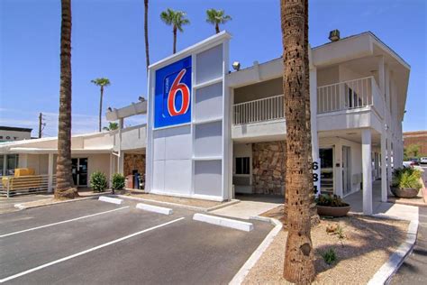 inexpensive motels in the area